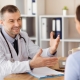 TMS-therapy-for-depression-tms-provider-rapid-city-experienced-doctor-talking-to-patient